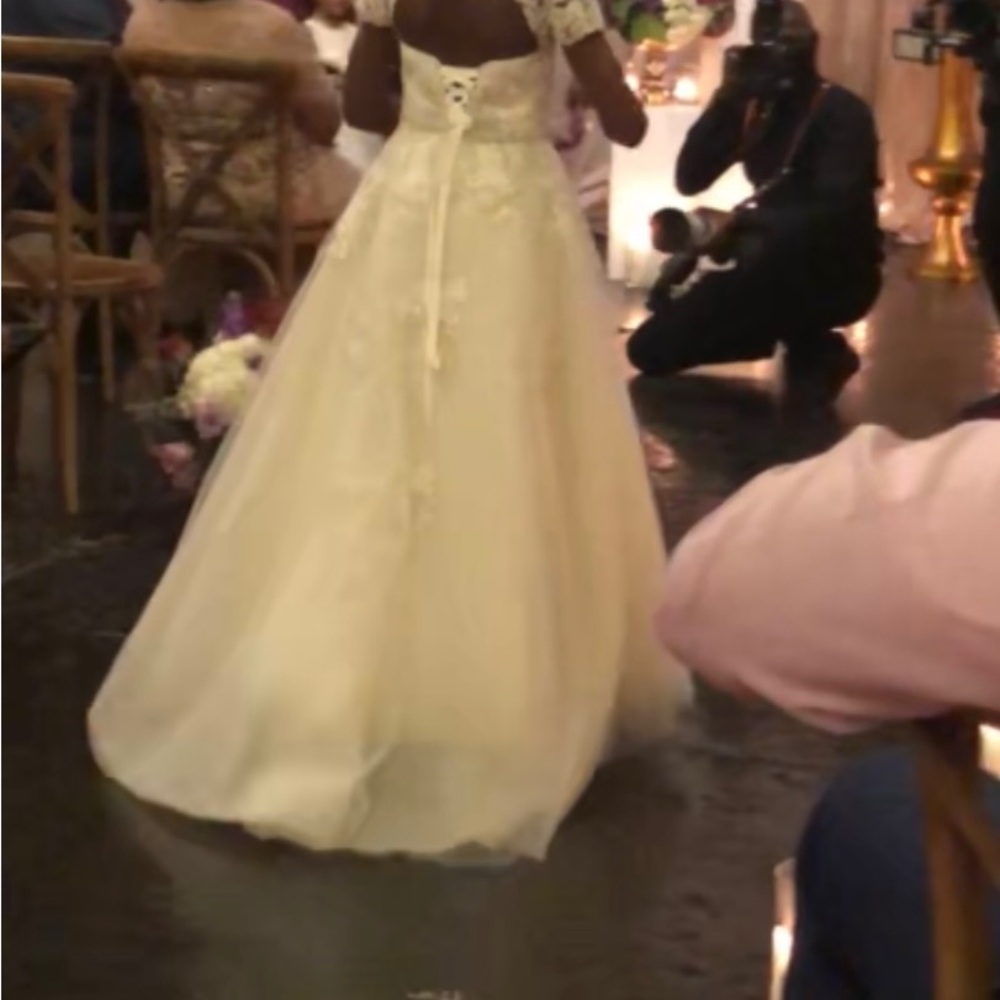 Beautiful off white Junior Bride or Flower Girl Dress